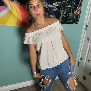 AMERICAN EAGLE OFF THE SHOULDER TEE